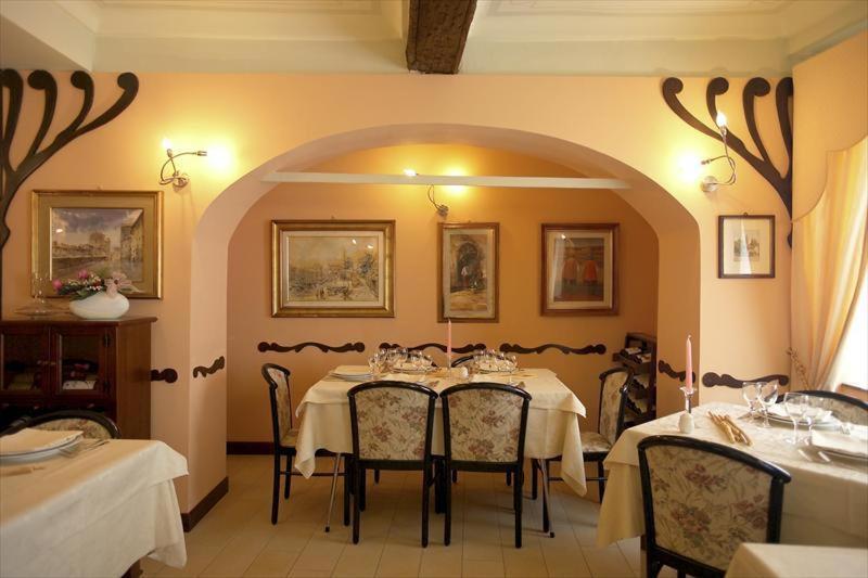Albergo Badellino Bra Kültér fotó