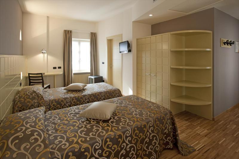 Albergo Badellino Bra Szoba fotó